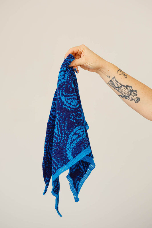 Bandana tejida azul